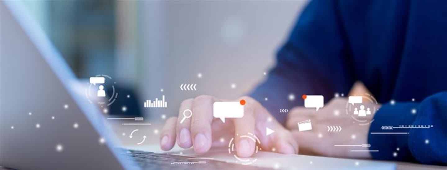 Smart mit Künstlicher Intelligenz (KI) im Arbeitsalltag